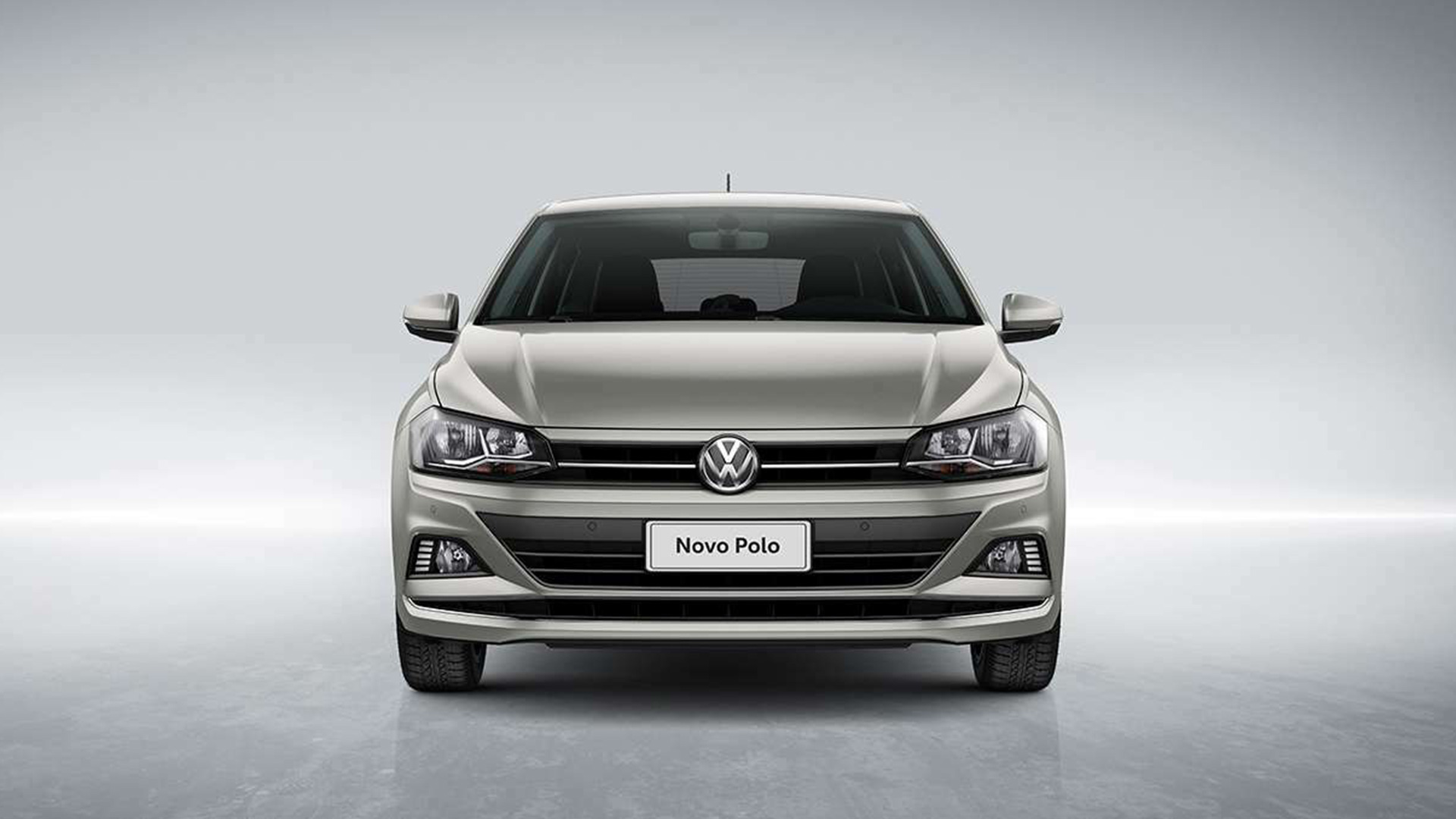 Вид машины спереди Volkswagen